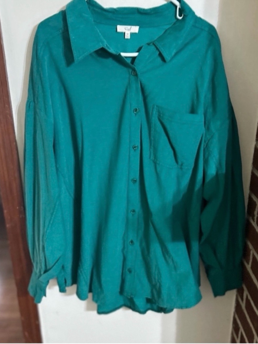 NWOT easel 1x Size Teal Button-Up Shirt with Front Pocket Boho